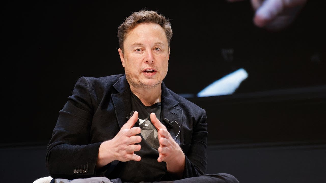 Musk’s first SpaceX employee calls historic $1.77 trillion…