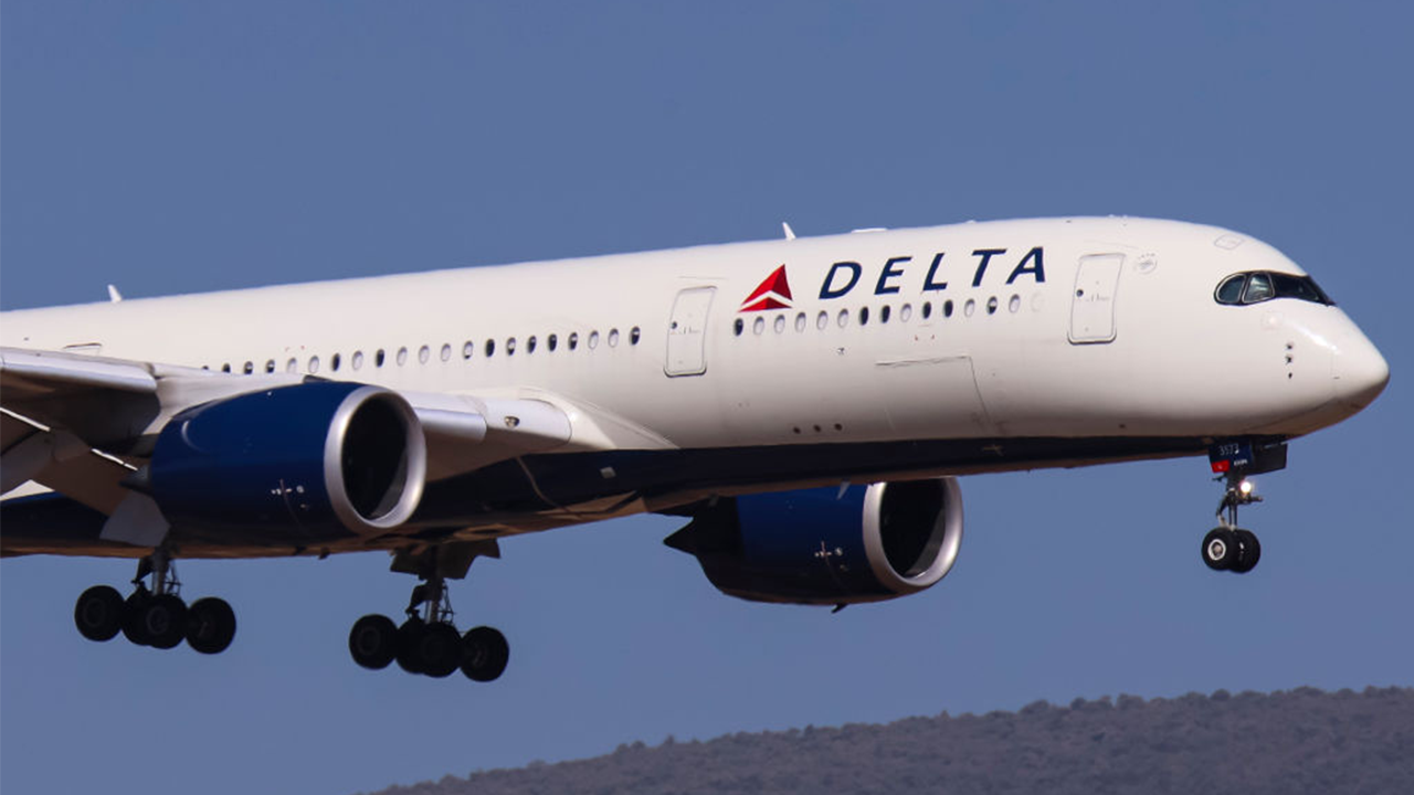3 Delta flight attendants hospitalized after turbulence on…