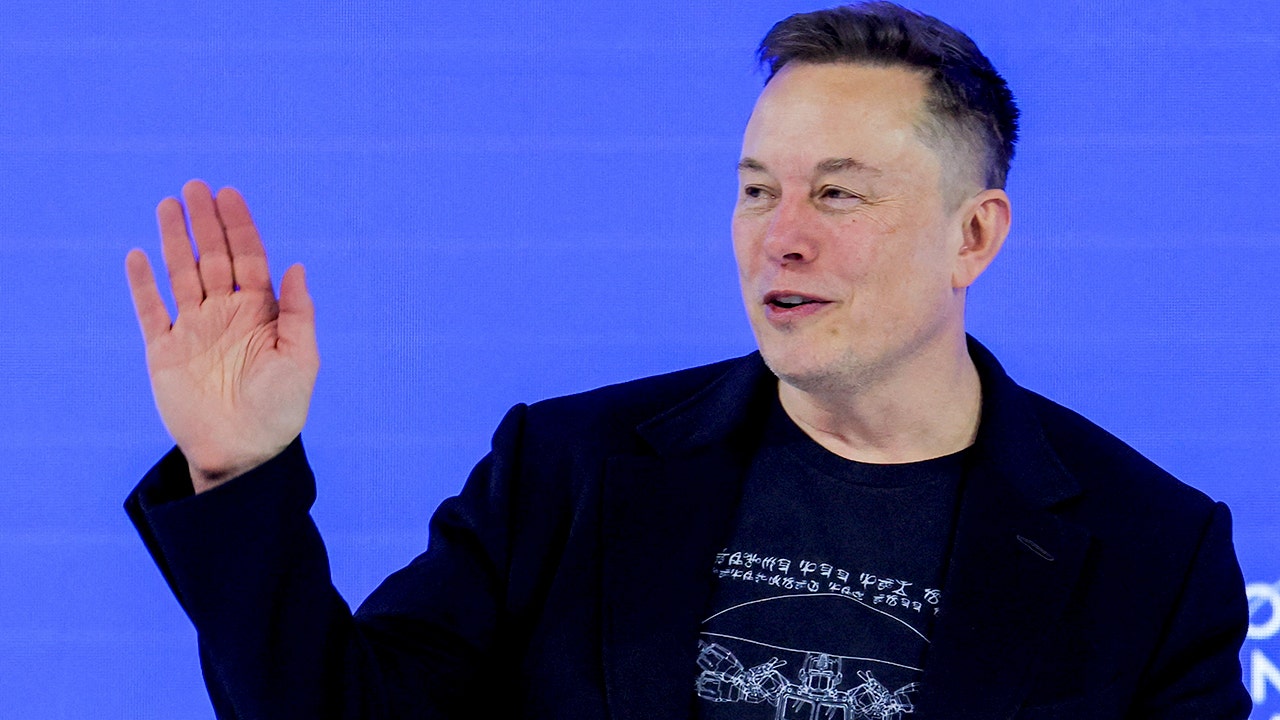 Musk says Tesla and SpaceX will build new…
