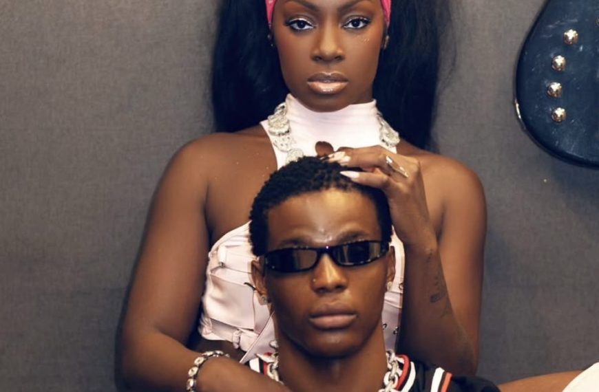 Kupe Lyrics by Modola & BhadBoi OML