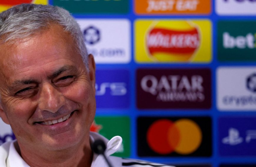Jose Mourinho breaks silence runours linking him to Real Madrid