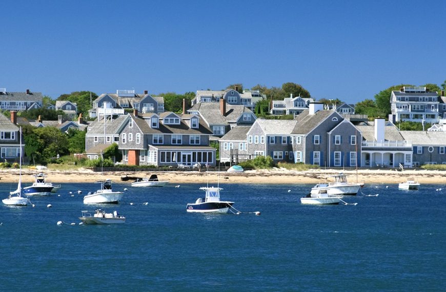This $3M Nantucket home is free — if you can afford to move it