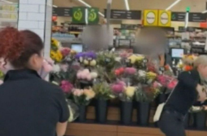 Two girls charged after supermarket sent in lockdown in Brisbane, Queensland