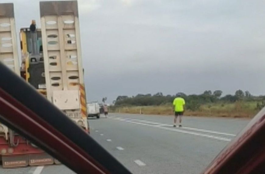 At least one dead, others critical after bus crash on Bruce Highway