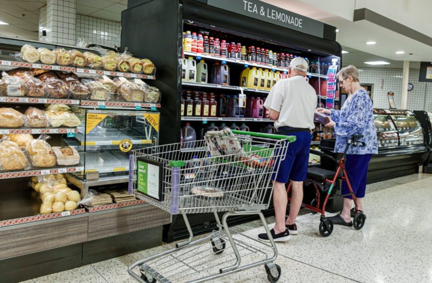 Publix reins in open carry after allowing guns in Florida stores