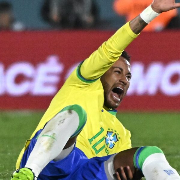 What is the latest update on Neymar’s injury?
