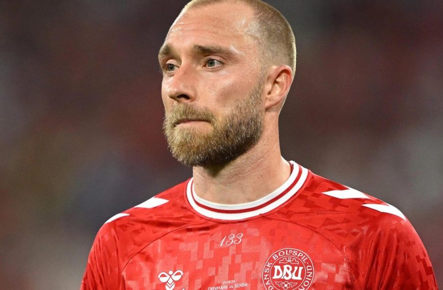 Christian Eriksen collapses during Denmark vs Ukraine game