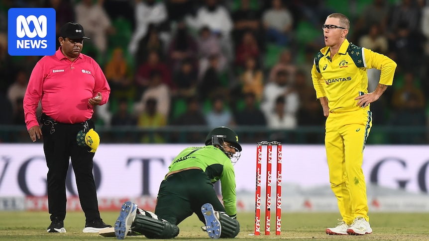 Australia loses third ODI to drop series in Pakistan after another poor batting display in Lahore