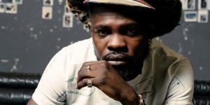Alhaji Peter Lyrics by Fameye
