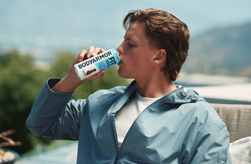 BODYARMOR FIT launches as sparkling sports drink with Joe Burrow backing