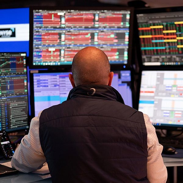 ETFs vs mutual funds in 2026 and key…