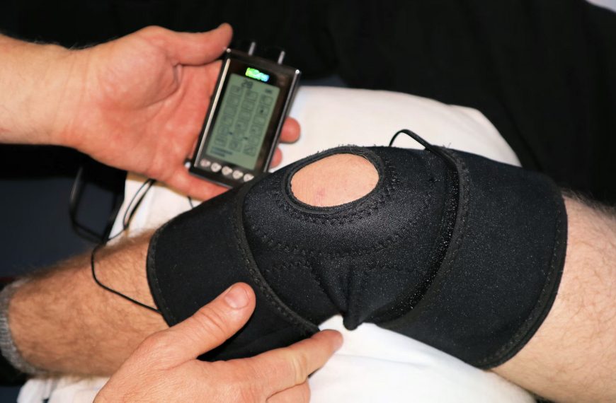 Knee Pain? Ragged Cartilage? Research Suggests Surgery’s Not the Best Answer
