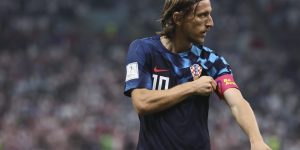 Luka Modric reportedly signs contract extension with AC&hellip;