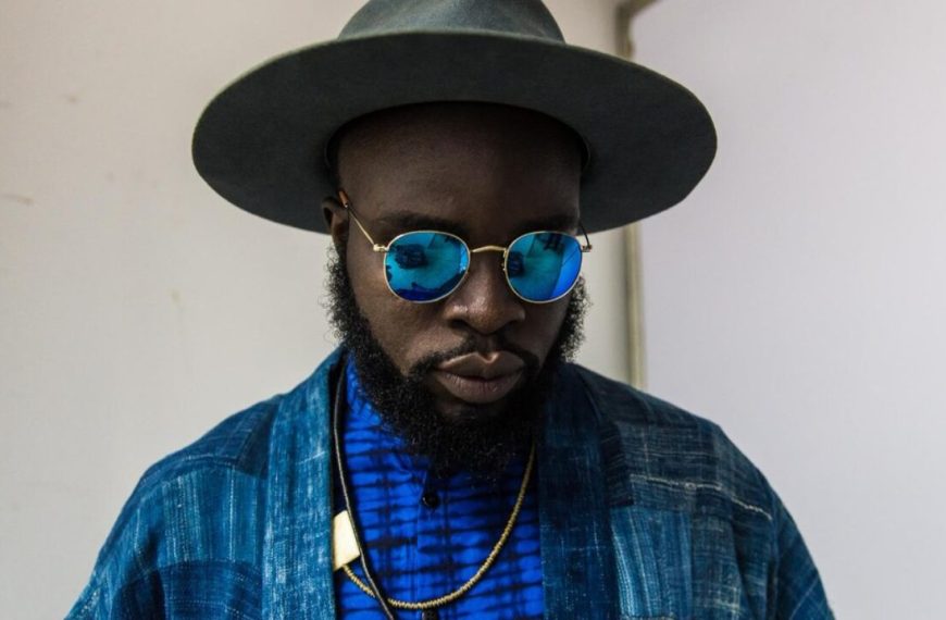 Handkerchief Lyrics by M.anifest | Notjustok