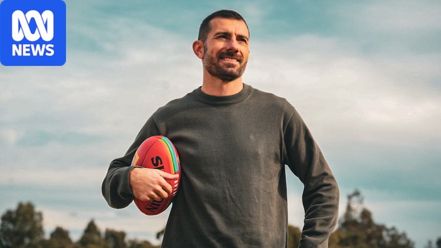 AFL’s first publicly gay player Leigh Ryswyk calls for respect in Crows-Pies match