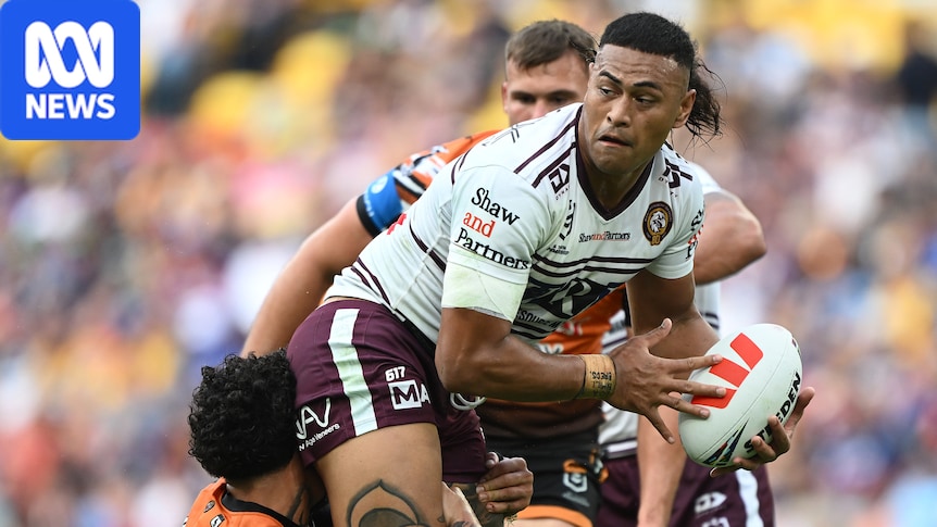 NRL live updates: Gold Coast Titans vs Manly Warringah Sea Eagles, Dolphins vs North Queensland Cowboys