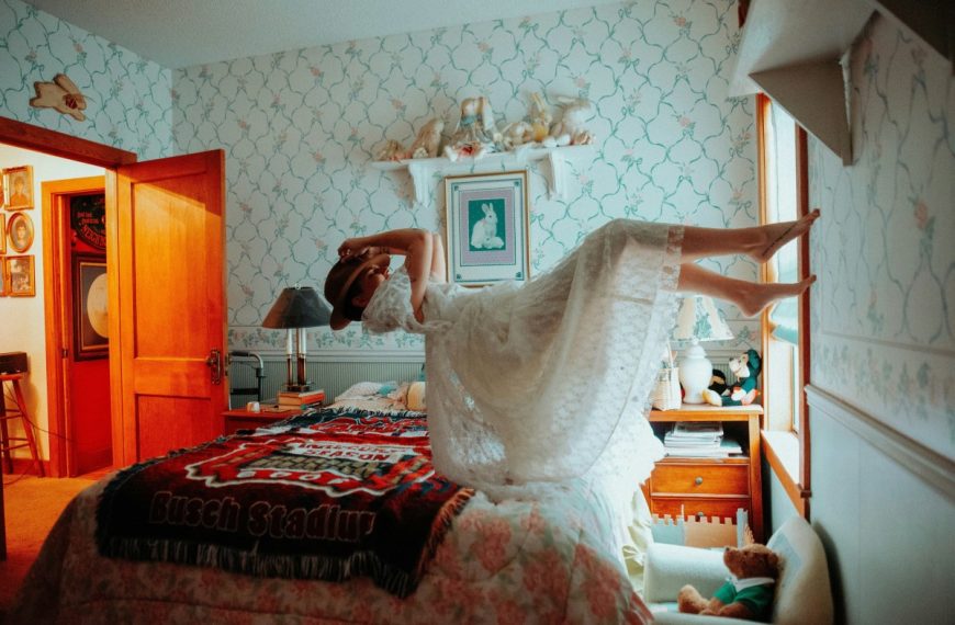 Catherine adds yoga before bed to her evening, and her hips are thanking her – FIT IS A FEMINIST ISSUE