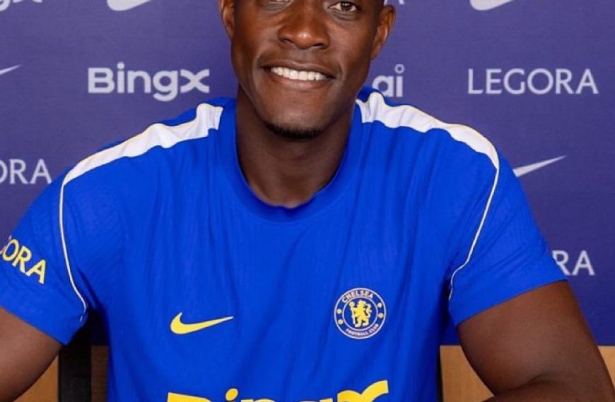 Chelsea Confirm Danny Welbeck Signing on Two-Year Deal