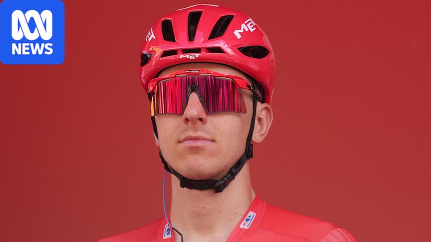 Tadej Pogačar crashes out of La Vuelta a España stage eight, ending grand tour