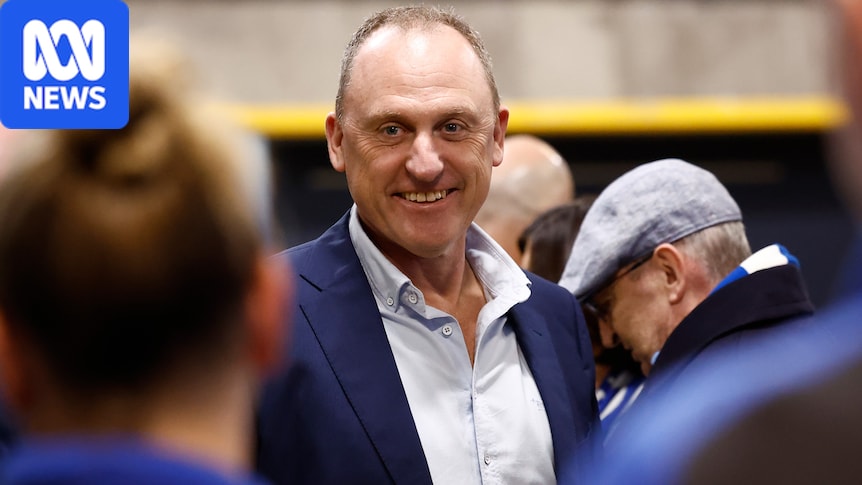 John Longmire leaves Sydney Swans, takes up general manager role with Essendon
