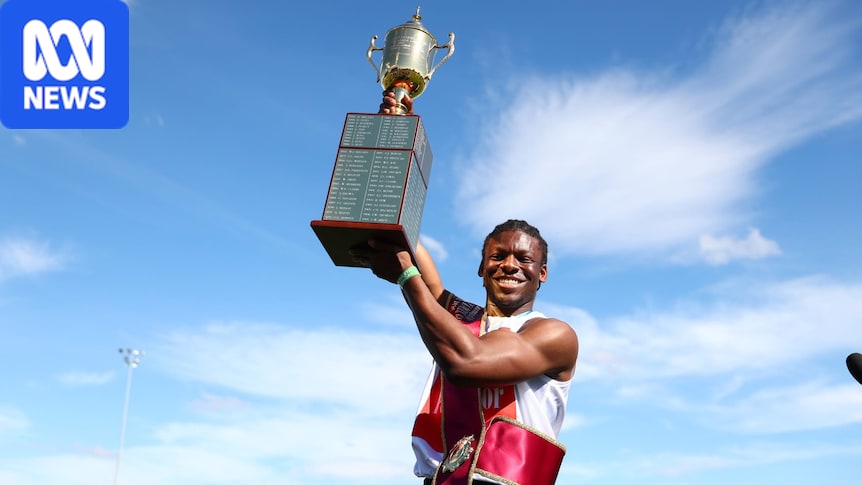 Stawell Gift winner Olufemi Komolafe suspended for 12 months after positive drug test