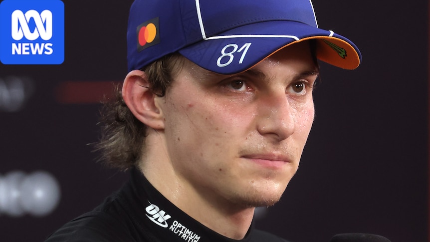 Oscar Piastri, Lando Norris collide on last lap of Singapore F1 Grand Prix sprint race