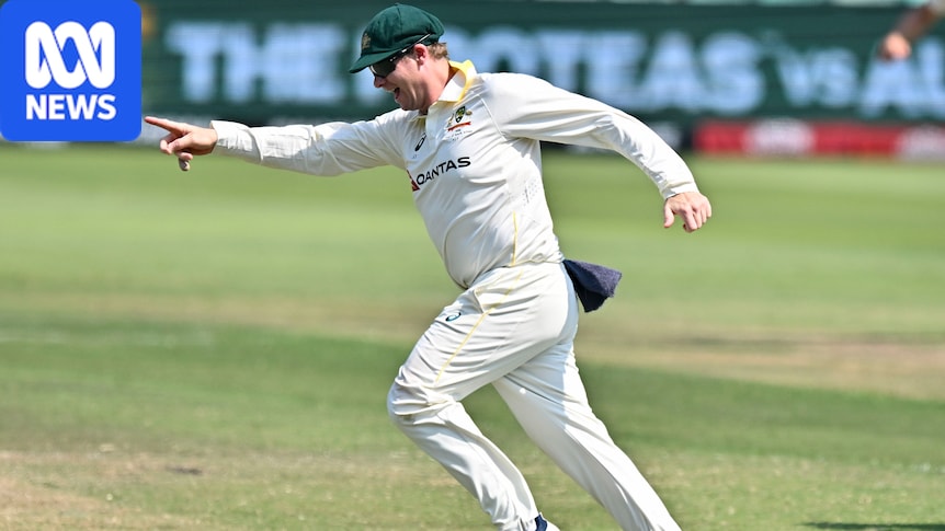 Australia presses advantage as Smith screamers unravel Proteas. But time is the issue